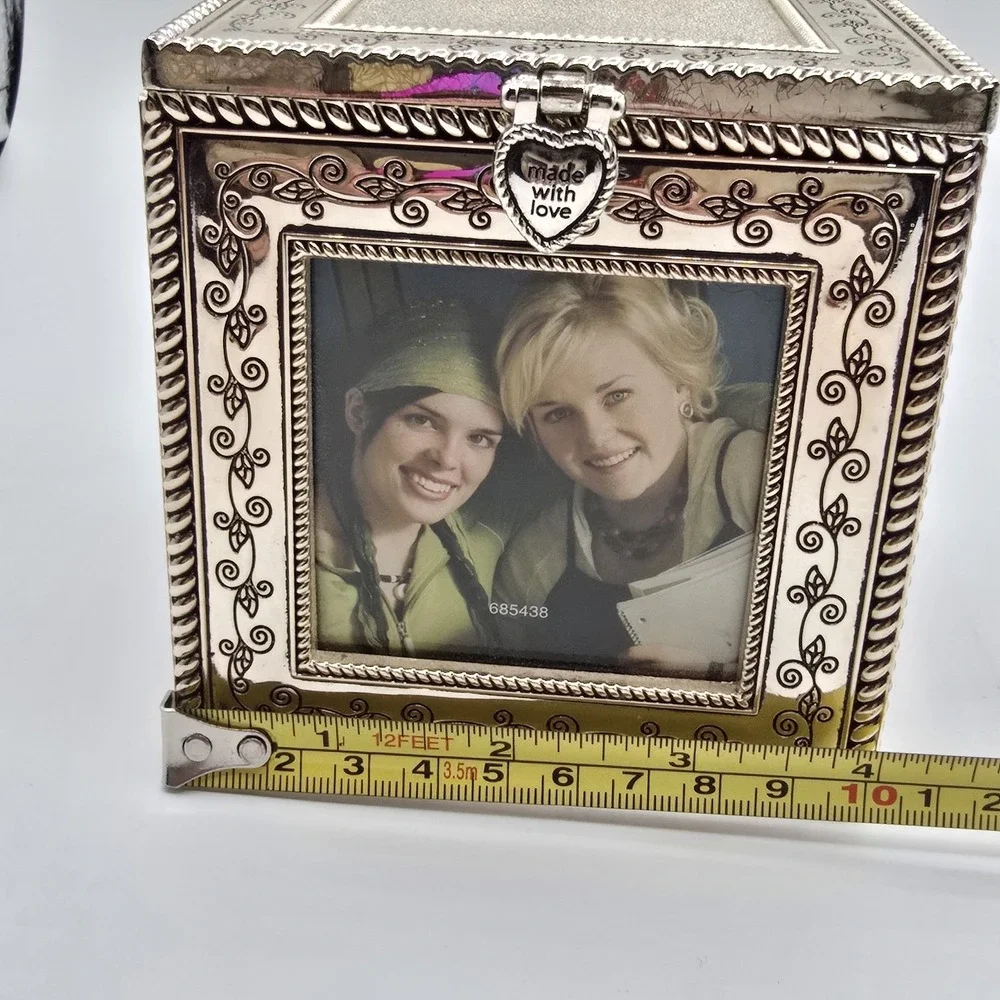 Things Remembered Silver Filigree Cube Photo Frame Keepsake Box Heart Clasp